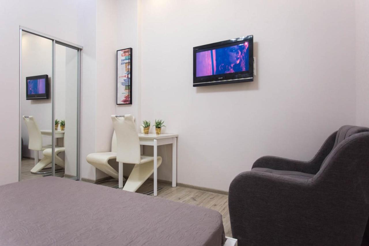 New Apartments In The City Center - Kuznechna Str. 26/1 哈尔科夫 外观 照片